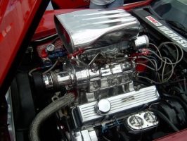 red corvette motor